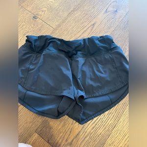 Lululemon Speed Up Shorts black size 4